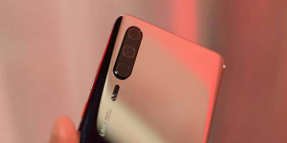 Huawei Lagi-lagi Ketahuan Pakai Foto Palsu untuk Promo Ponsel